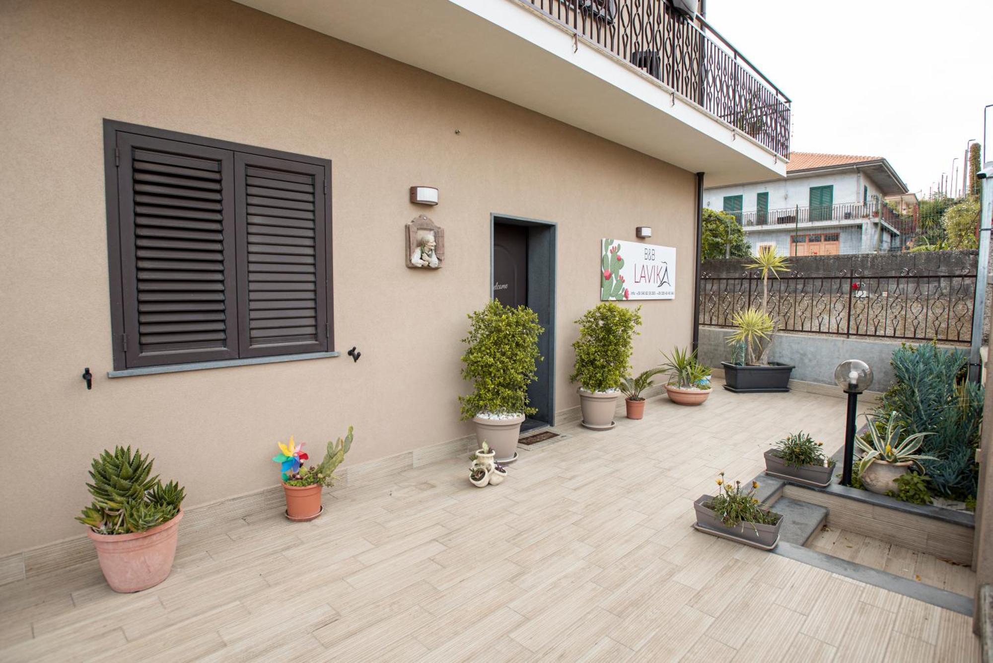 B&B Lavika Pedara Exterior photo